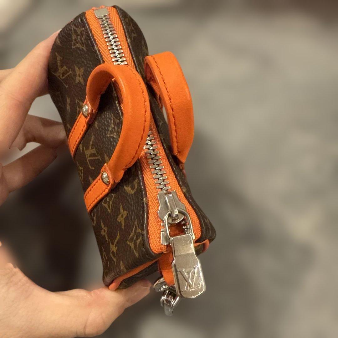 Louis Vuitton モノグラムチャーム ブラウン/オレンジ