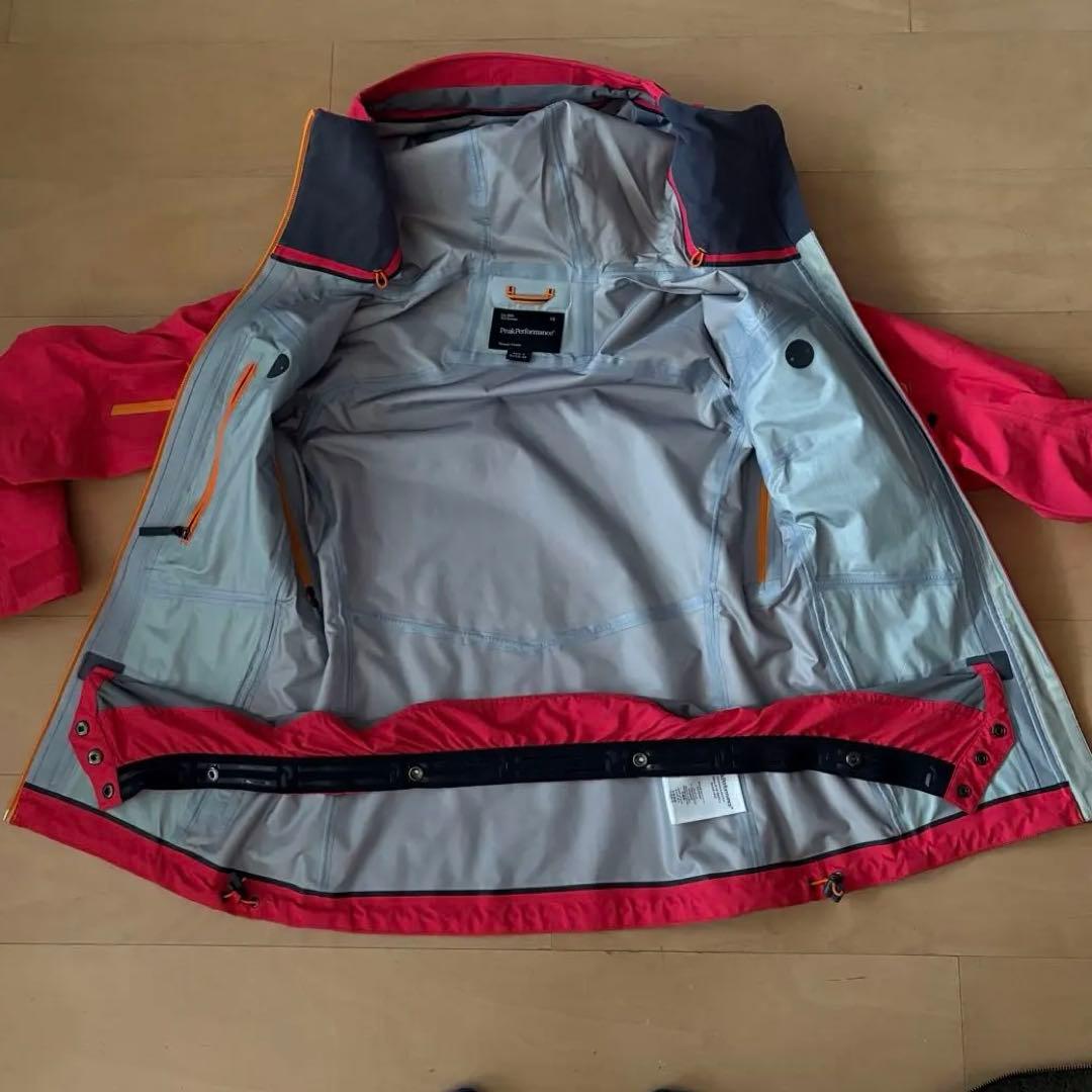 さ**様 ピークパフォーマンス スキーウェア レディースS 上下セット スノーボ