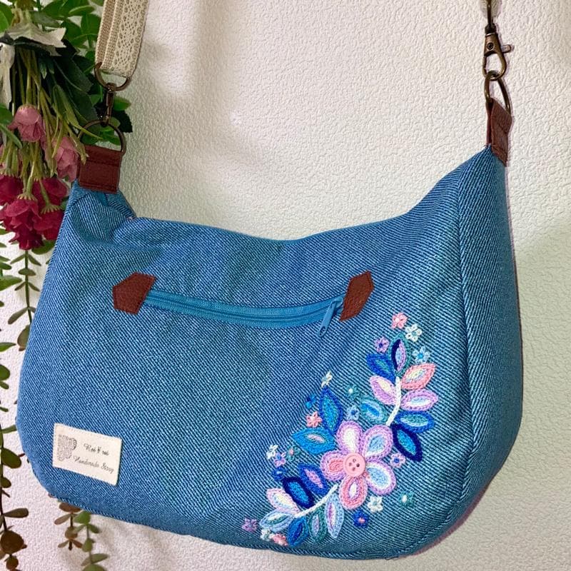 在庫一掃セール！新作！お出掛けショルダートートバッグ☆2WAY☆手刺繍