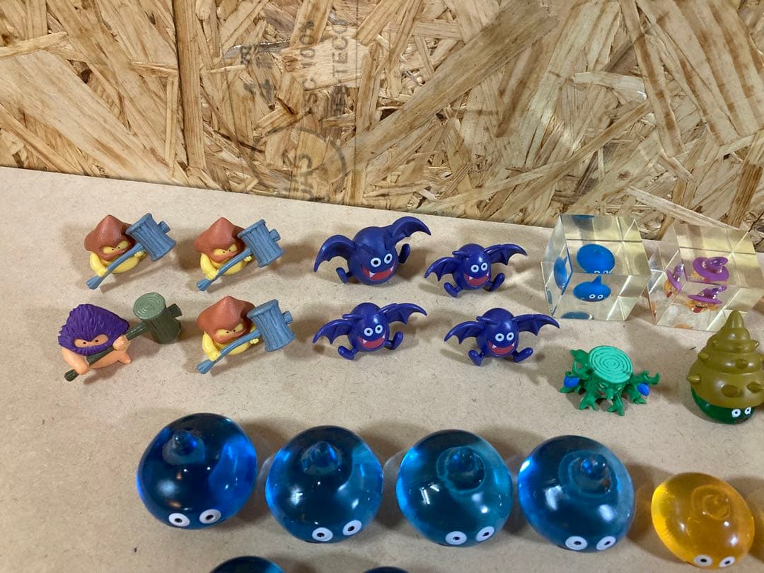 ドラゴンクエスト スライム　フィギュア40個セット