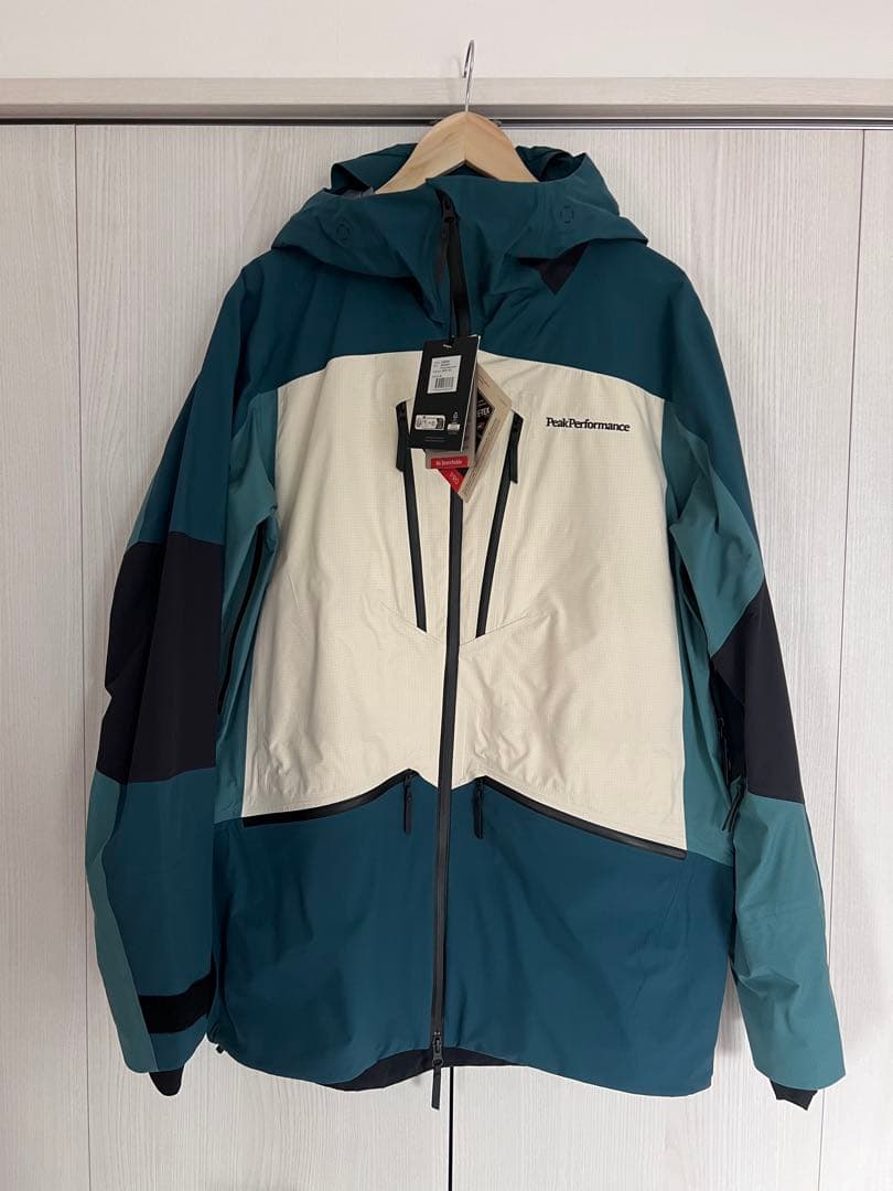 スキー Peak Performance Vertical Gore-Tex Pro