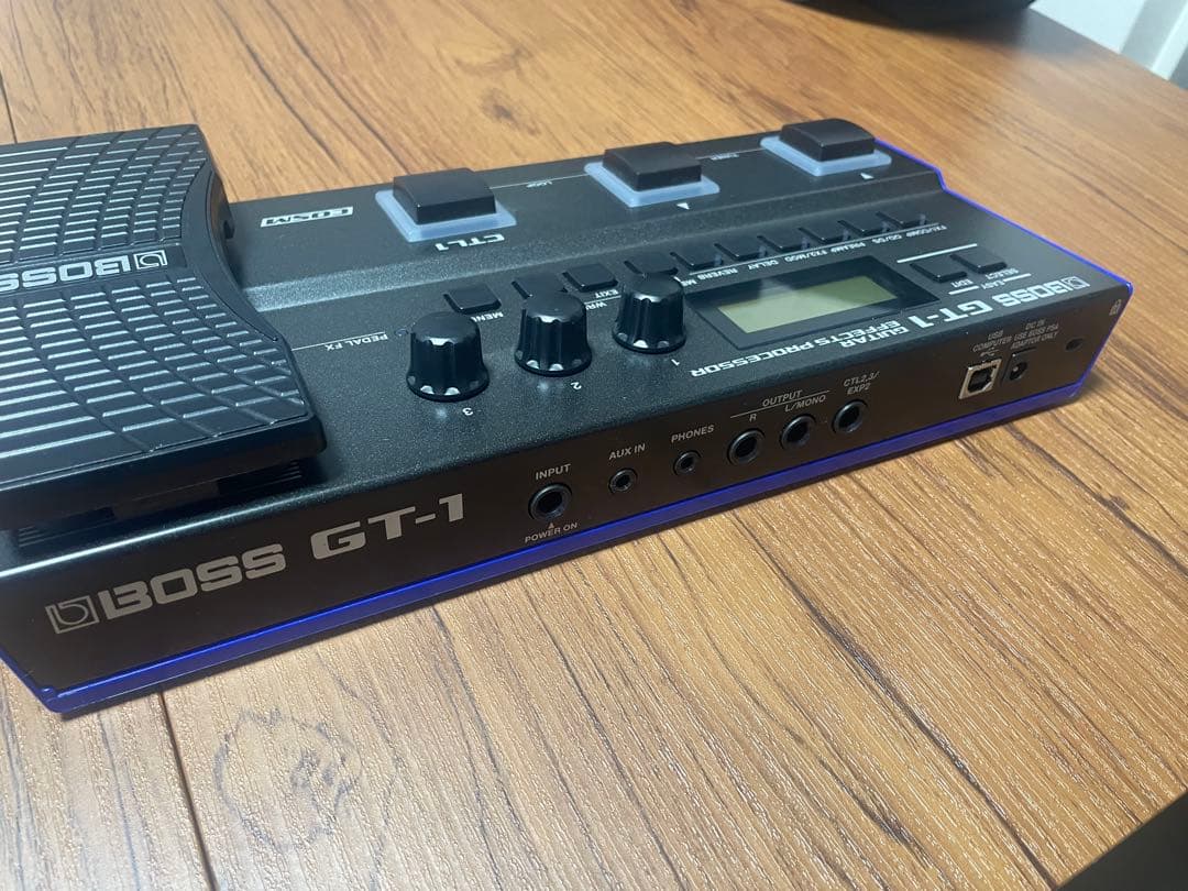 【使用品】BOSS GT-1 ギターエフェクター【送料込み】