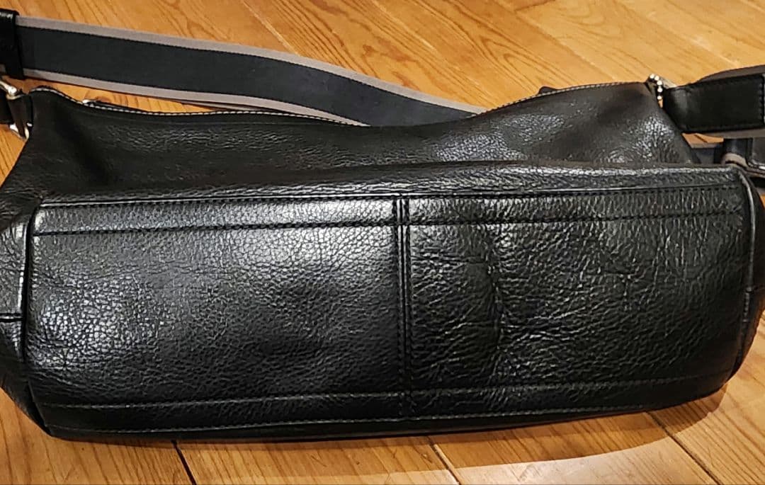 COACH　ショルダーバッグ　ブラック