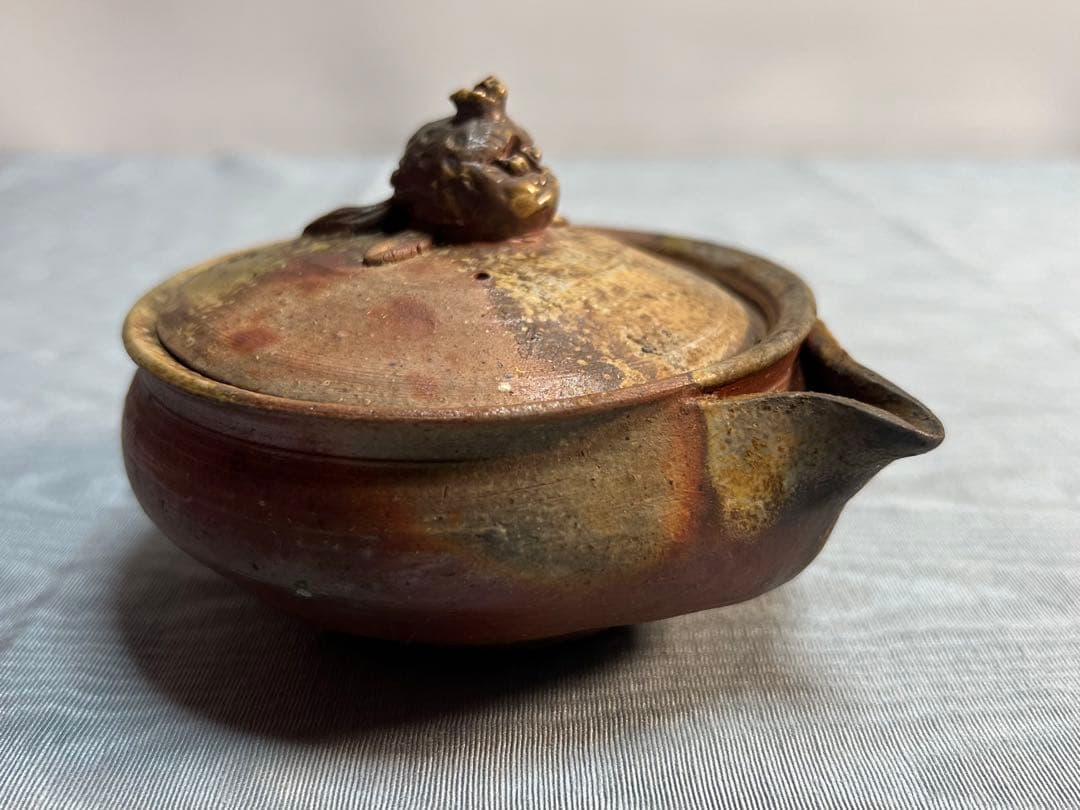 備前焼　宝瓶　柘榴　陶印あり