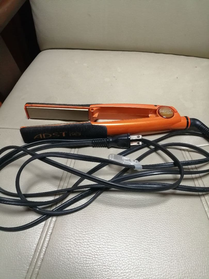 ！ジャンク！ADST Premium DS2 ストレートヘアアイロン　ジャンク