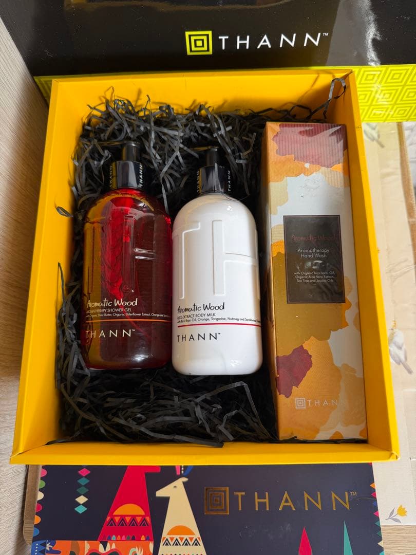 THANN アロマティックウッド ギフトセット　3点