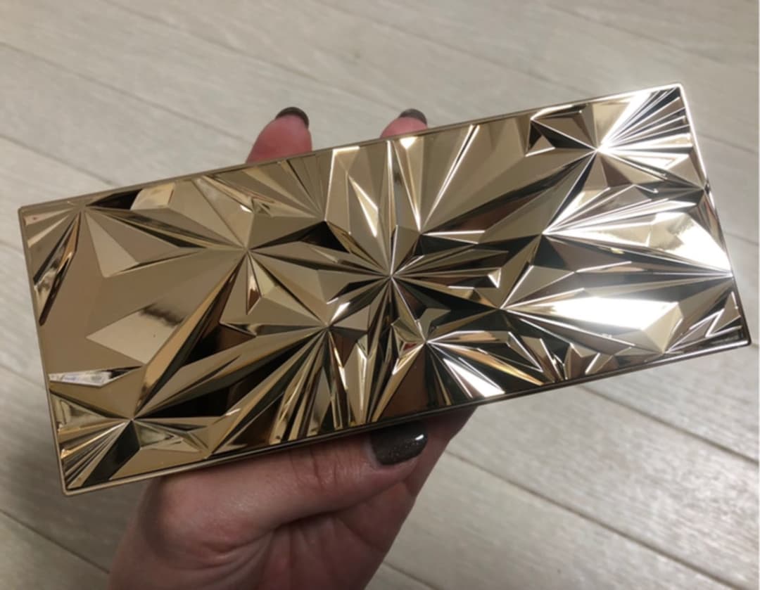 ボビイ ブラウン リュクスジェムズ アイシャドウ パレット