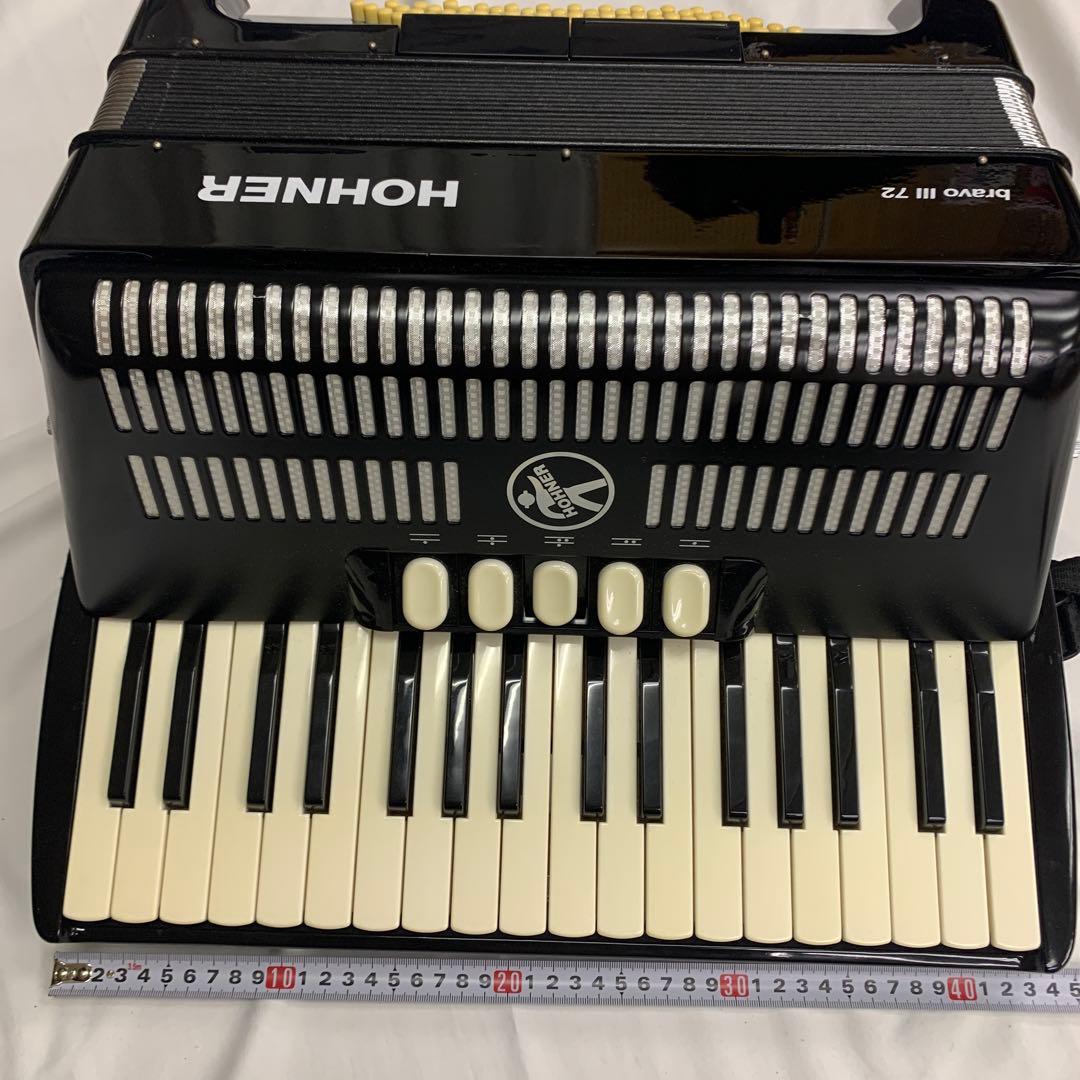 Hohner Bravo III 72 アコーディオン　 34鍵 72ベース