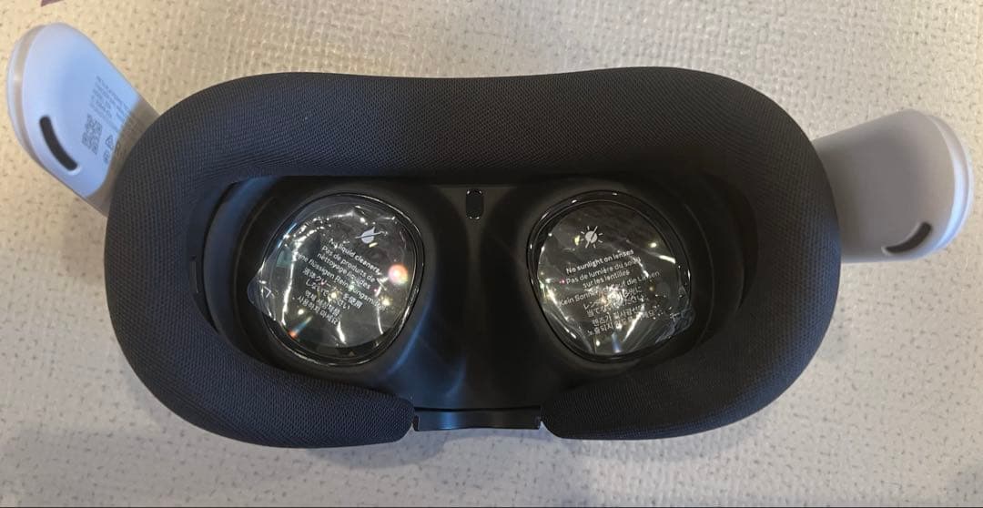 ★美品　 Quest 3（512GB）　KIWIヘッドストラップ付き