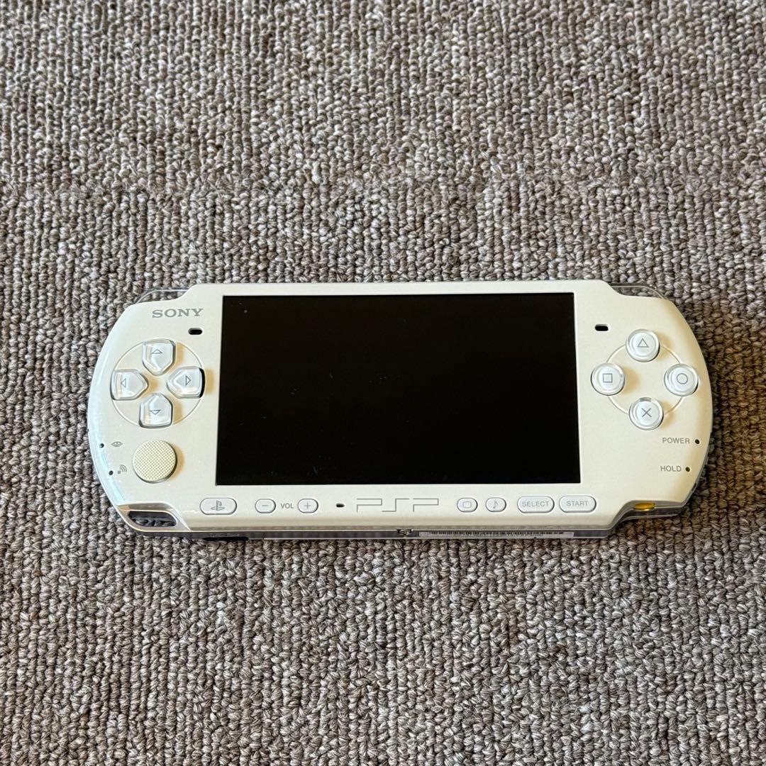 PSP-3000 パールホワイト 箱付き