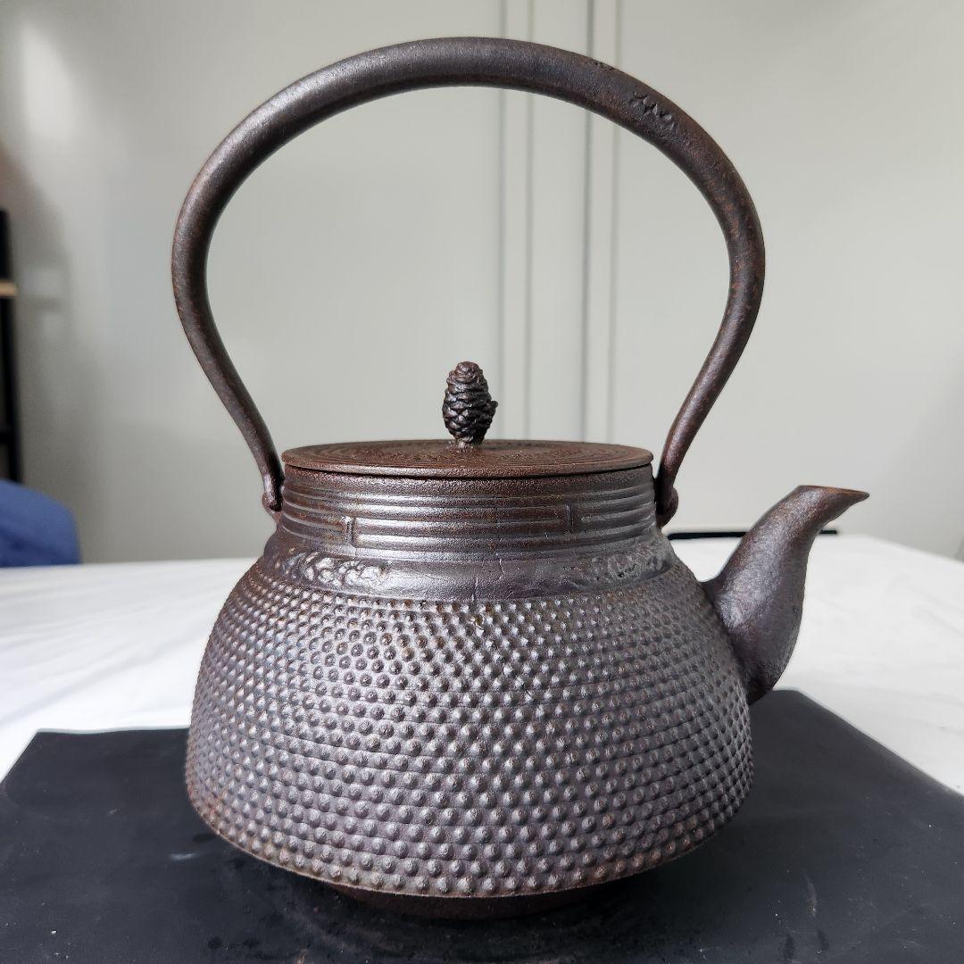 ＵＳＥＤ、良品　南部岩鋳製造　南部鉄瓶　南部鉄器