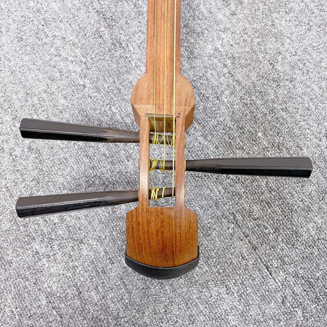 三味線 中棹 花梨 平溝 丸打胴 犬皮 和楽器