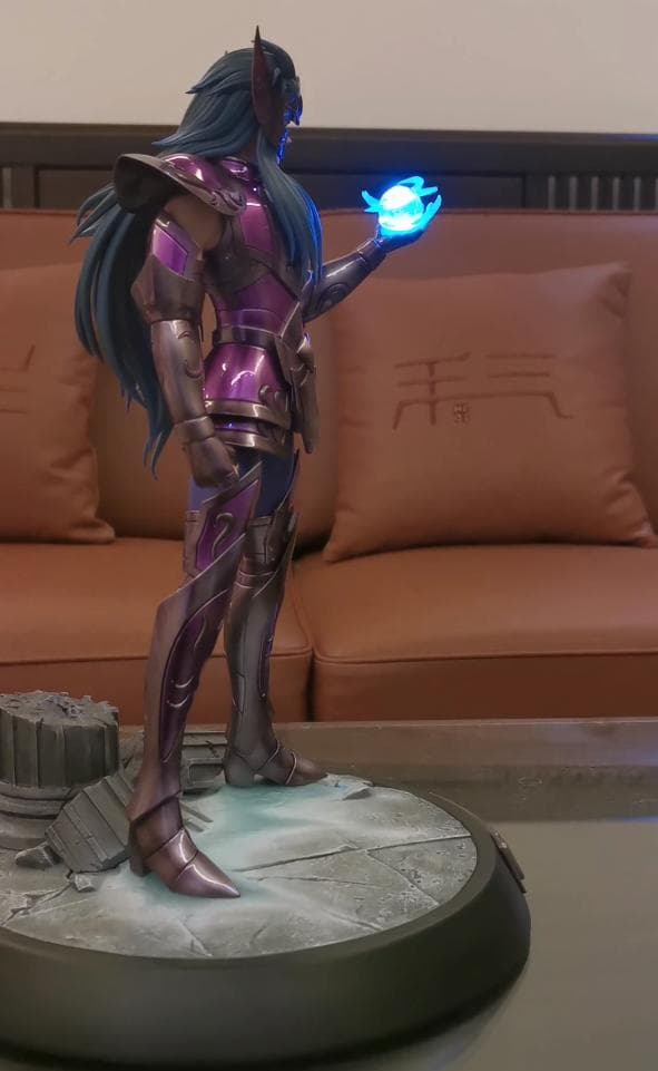 聖闘士星矢 アクエリアスカミュ（冥衣)　ガレージキット ガレキ スタチュー1/6