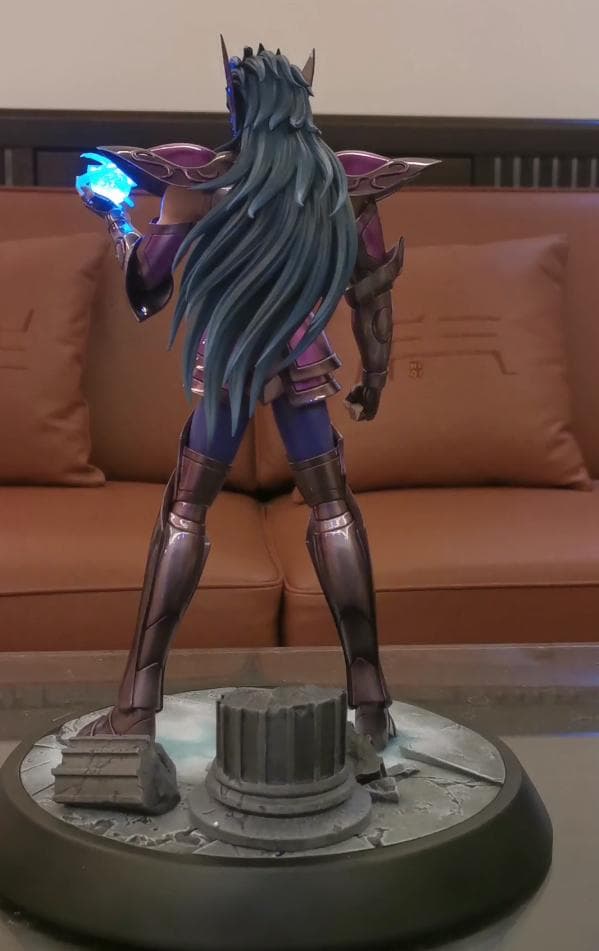 聖闘士星矢 アクエリアスカミュ（冥衣)　ガレージキット ガレキ スタチュー1/6