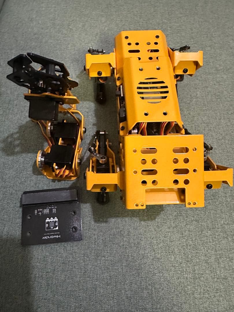 二足歩行ロボット 組立済み／通電・簡易動作確認済み