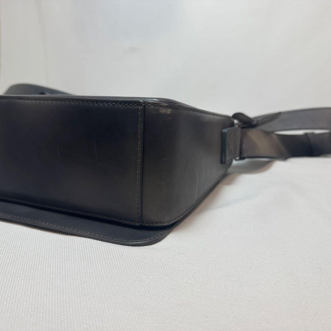 【MOTHERHOUSE】メッセンジャーバッグ　グレー　ビジネス