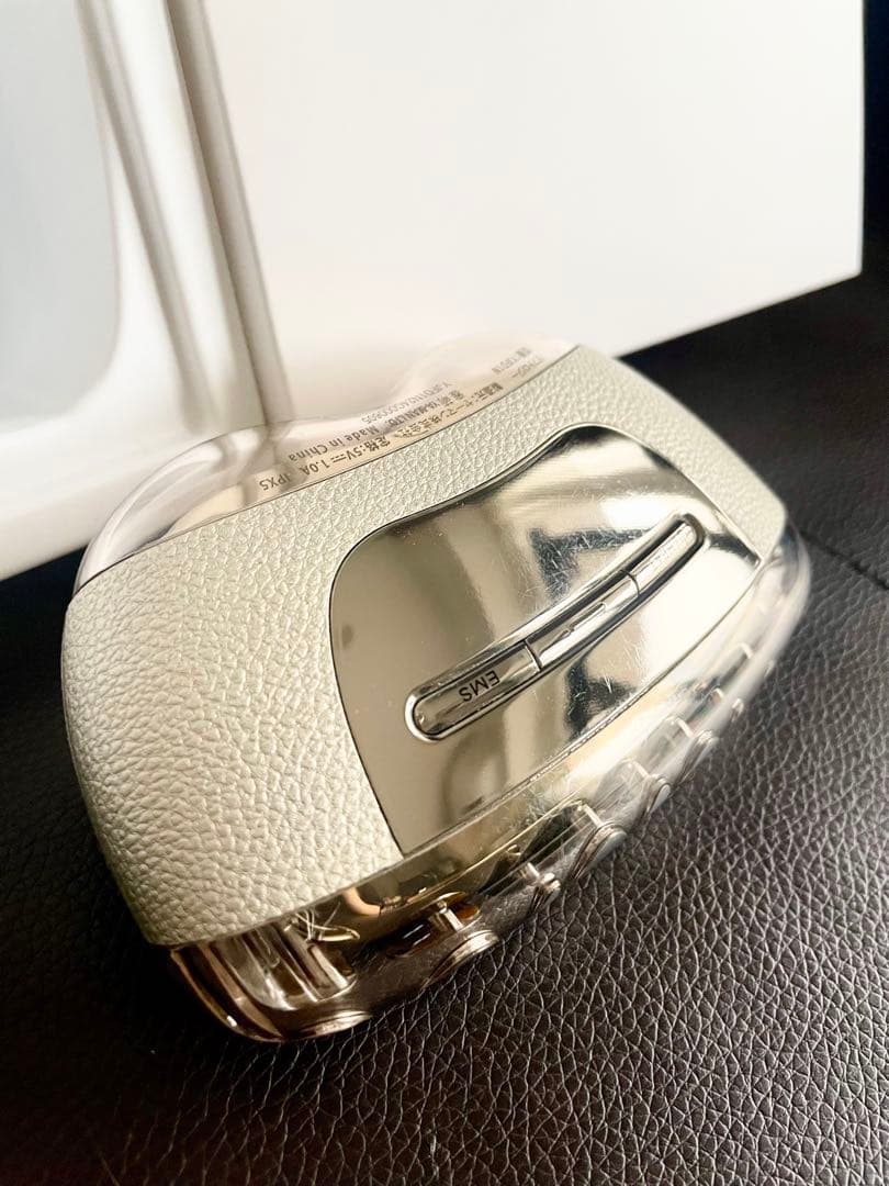 YA-MAN リフトロジー　ヤーマン美顔器　箱付きYJFDIN ゴールド