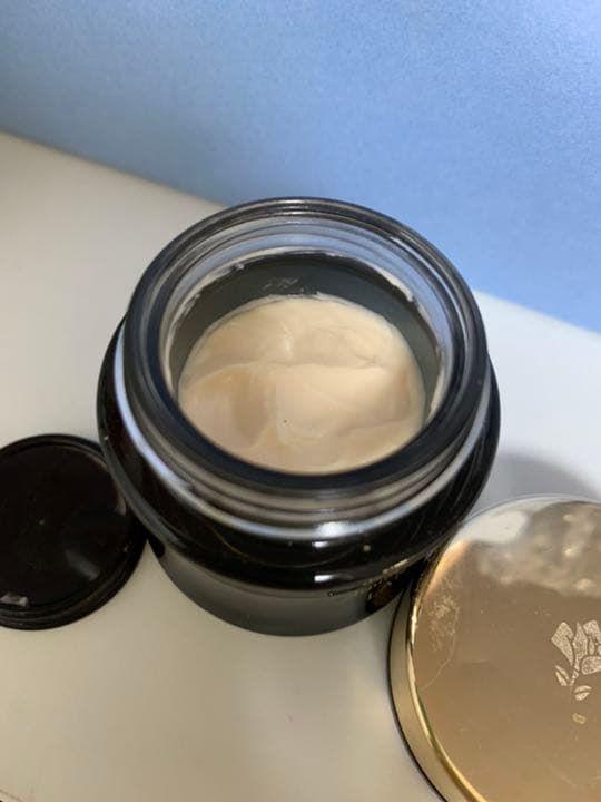 美品　アプソリュ レクストレ アイトリートメントリチュアル