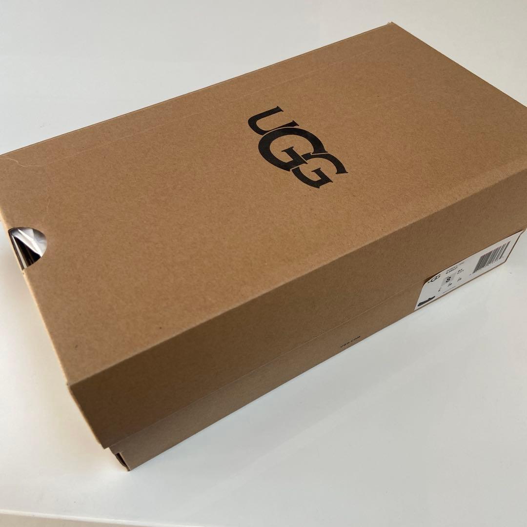 UGG アンスレー モカシンシューズ