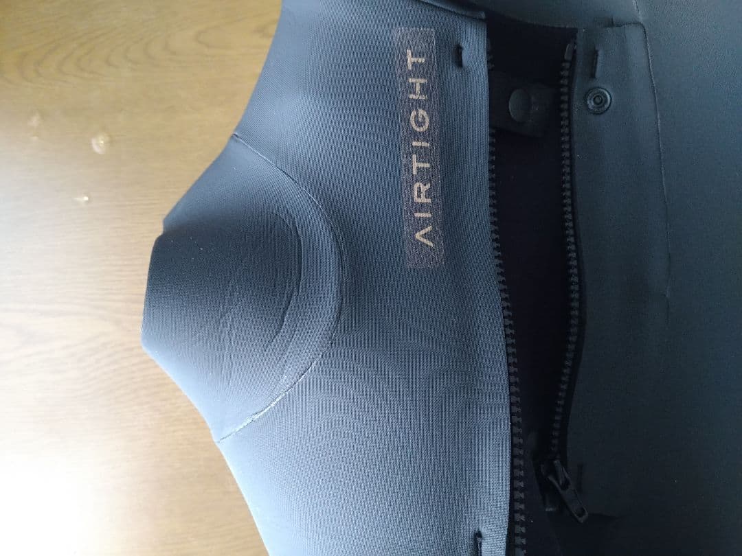 AIRTIGHT　セミドライ　ウェットスーツ　レディース　S 5mm/3mm