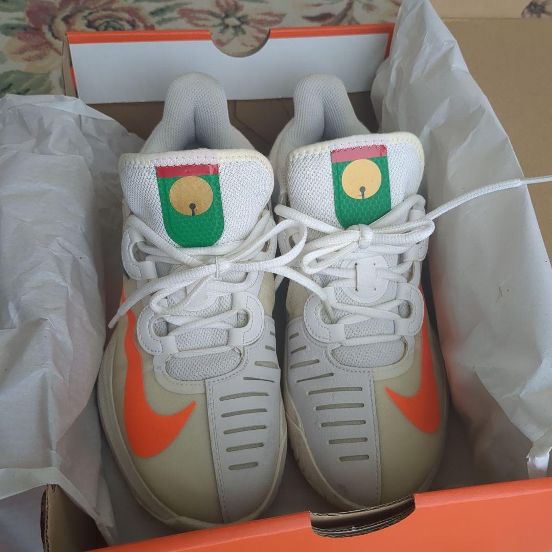 Nike 大坂 バスケットボールシューズ