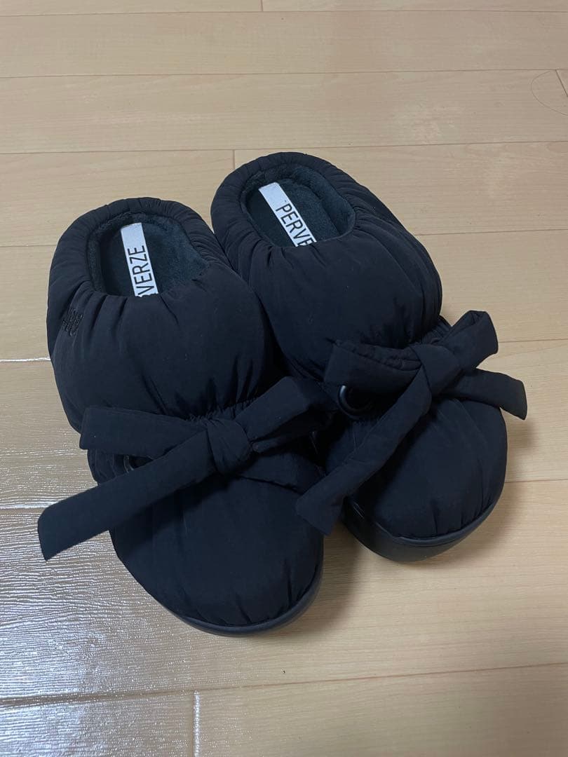 SUBU PERVERZE リボン　黒　サイズ0