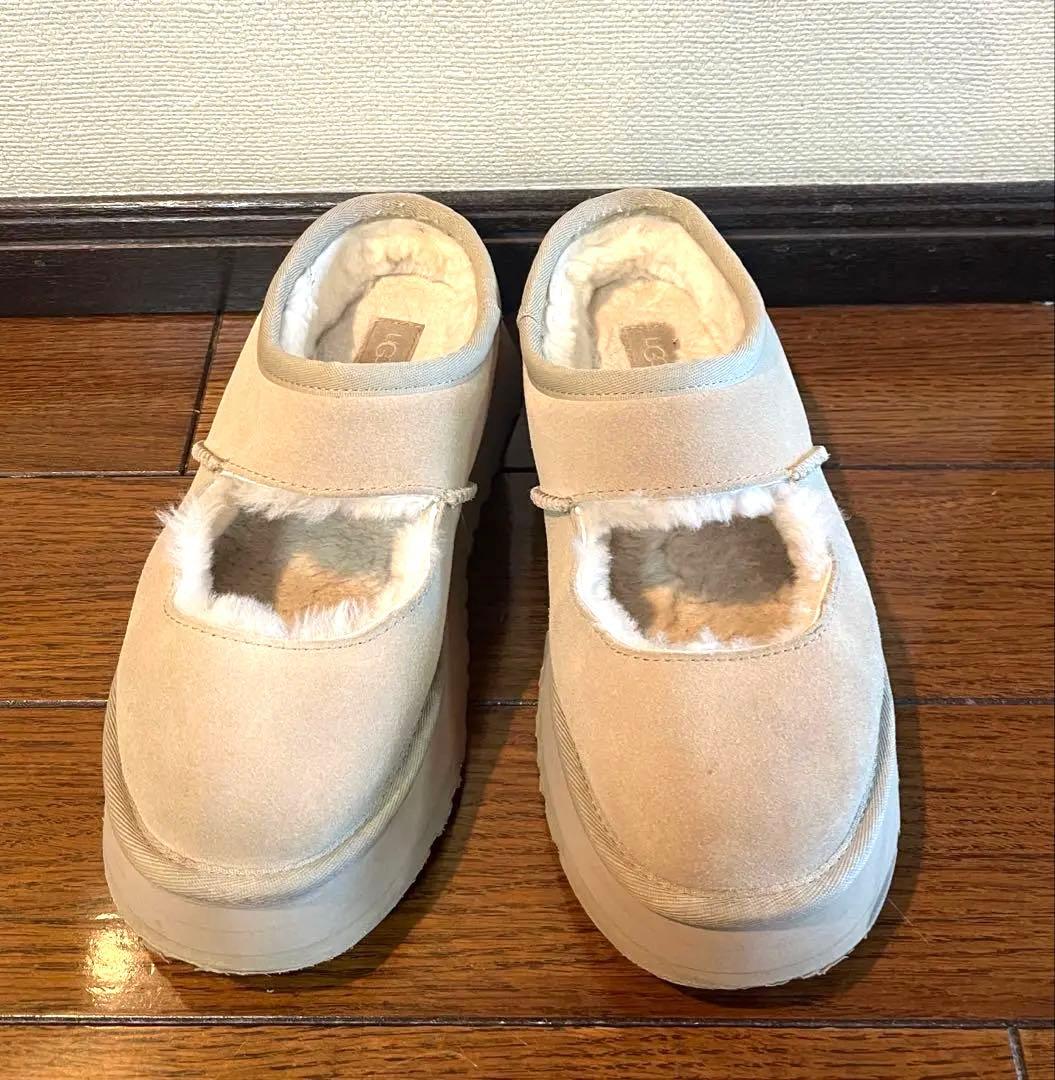 UGG アグ ビア メリージェーン 25cm ムートンブーツ