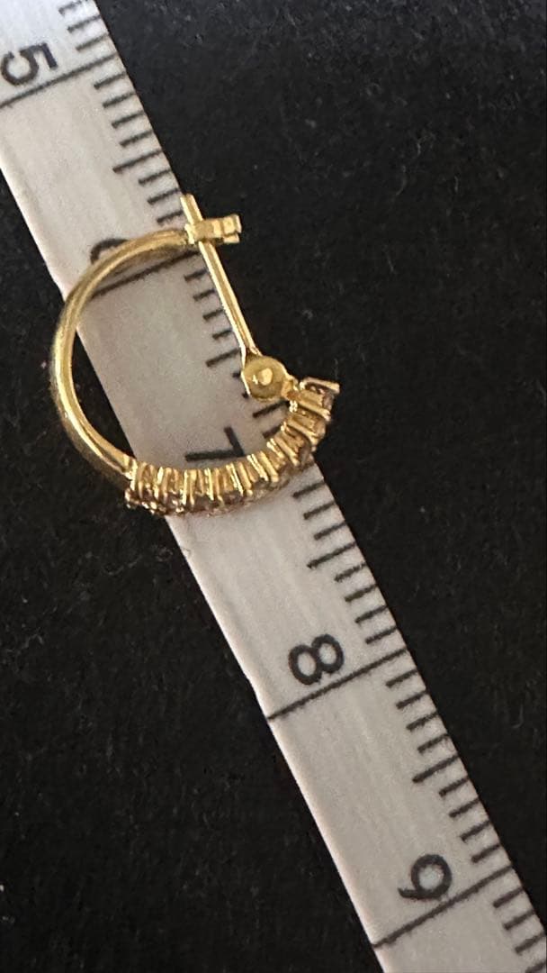 K18 ジュエリー 0.15ct ダイヤモンド フープピアス ゴールド片耳