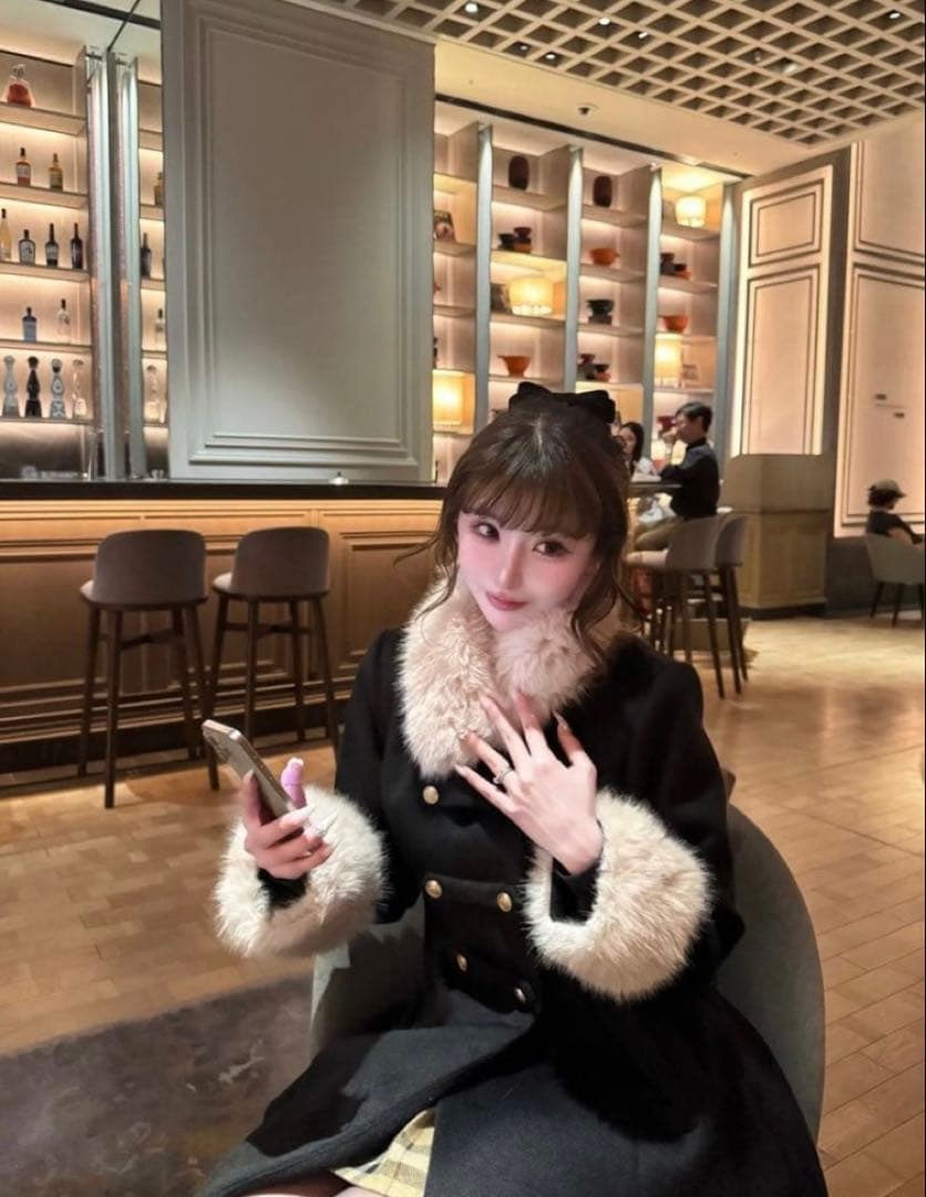 Treat Ürself アウター Muse fur flare coat