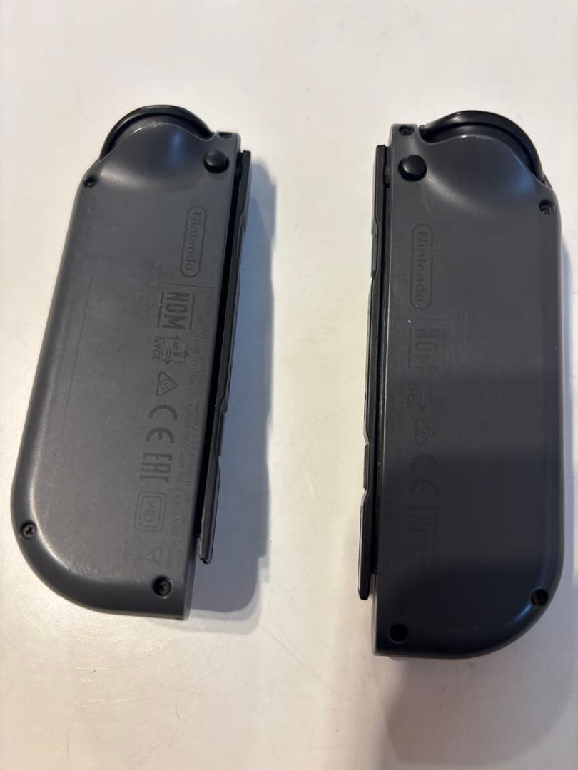 Nintendo Switch 本体＆ジョイコン＋1★ カバー、ケースセット