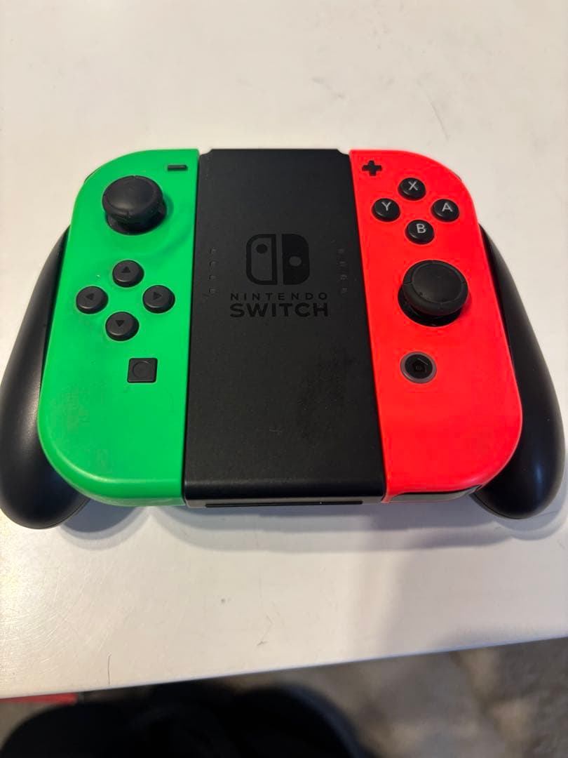 Nintendo Switch 本体＆ジョイコン＋1★ カバー、ケースセット