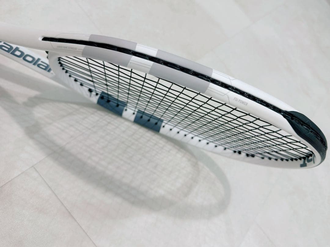 【美品/3回使用】バボラ ピュアストライク98 G1 テニスラケット ケース有