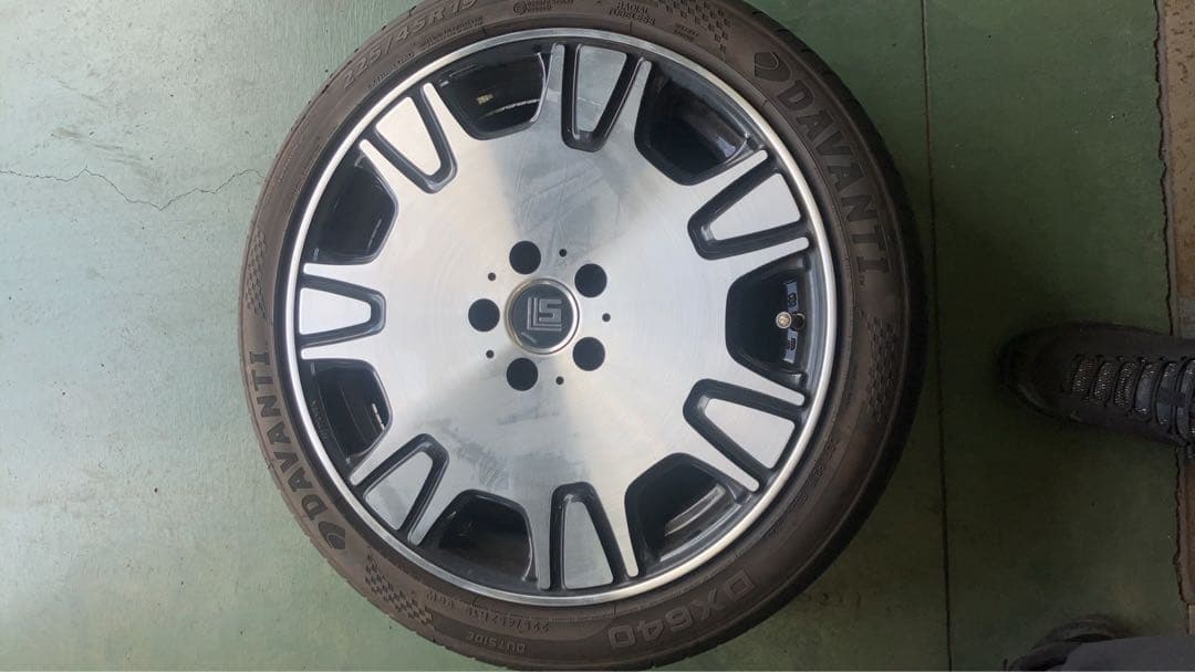 WORK LS507コモドア 19インチ 8J＋48 PCD114.3