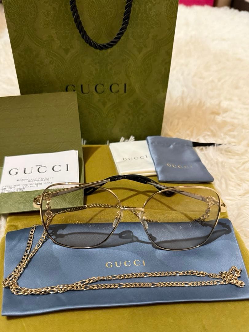 GUCCI チェーン付き サングラス