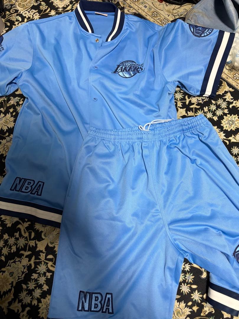 バウワウ着用　NBAレイカーズセットアップ水色　FUBU rocawear