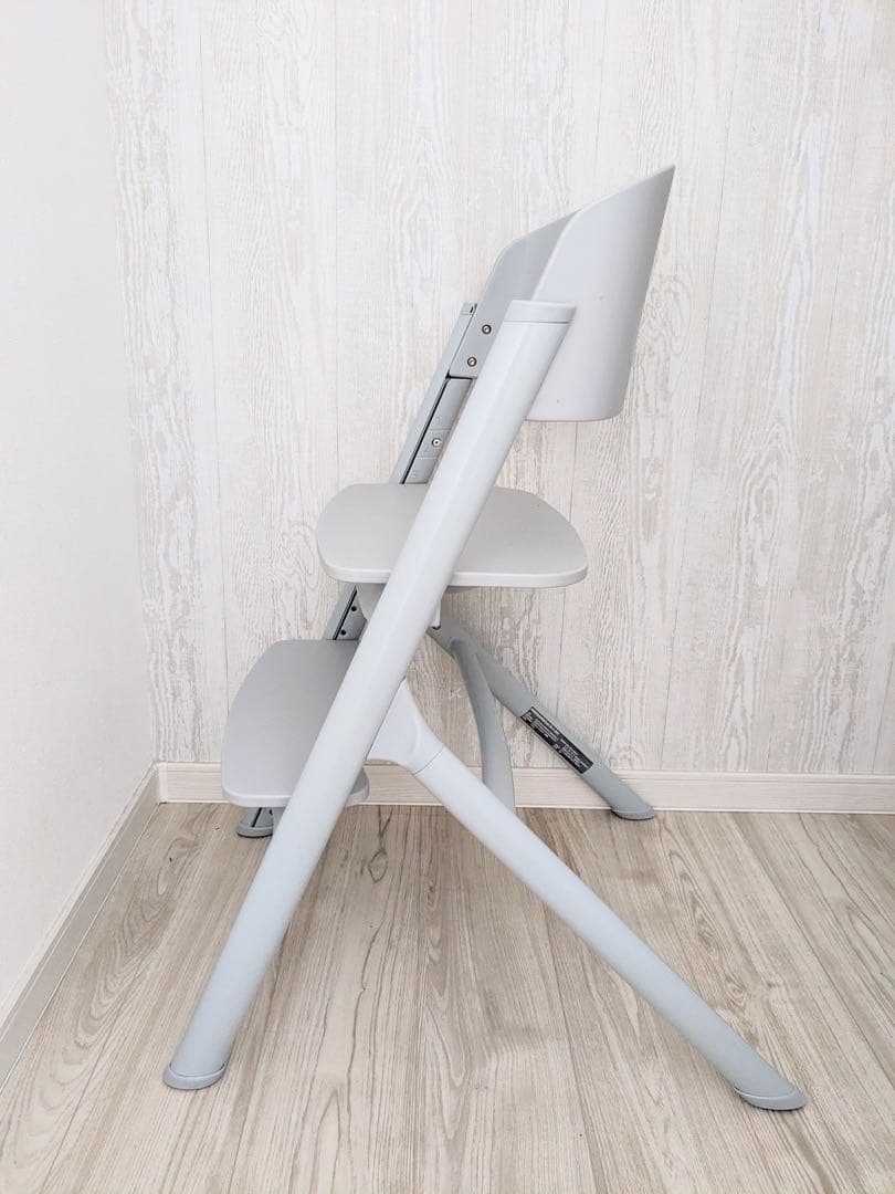 値下げ　新品未使用　NOVUS ノウス ベビーハイチェア グレー