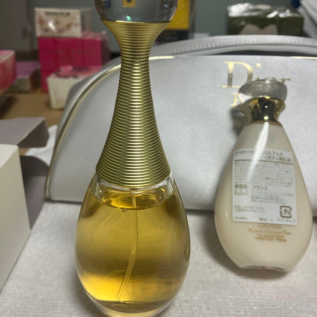 Dior J'adore 香水