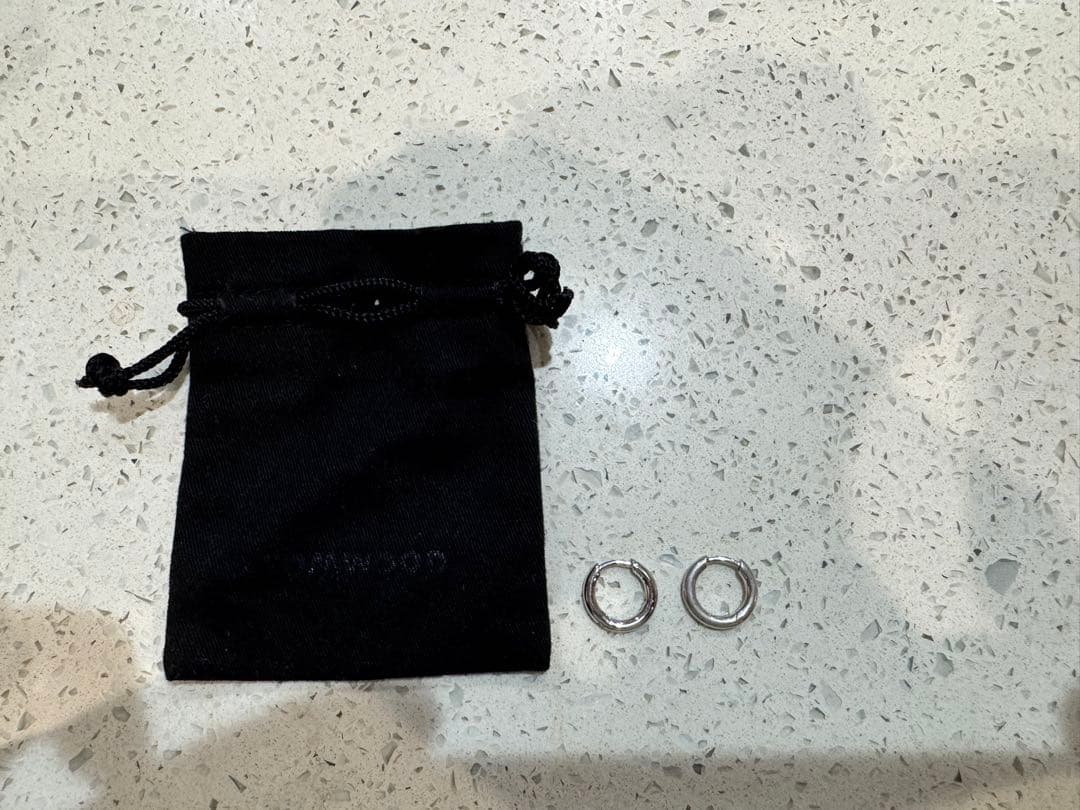 アクセサリー TOM WOOD Classic Hoops Small