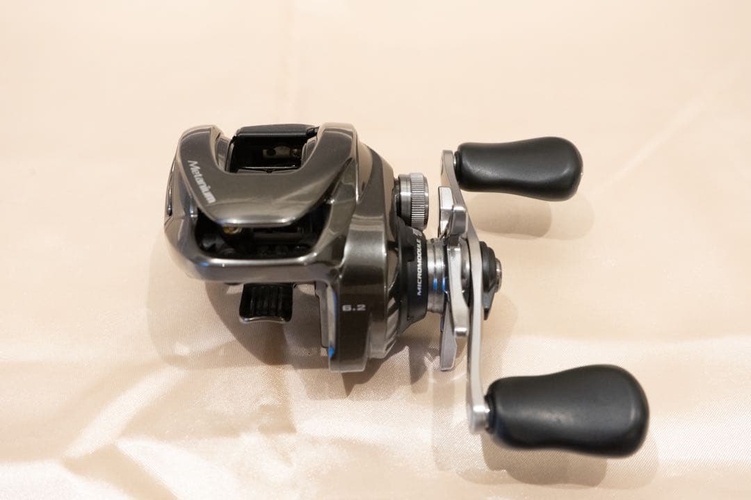 美品20メタニウムHG LEFT ノーマルギア付き ベイトリール　シマノ