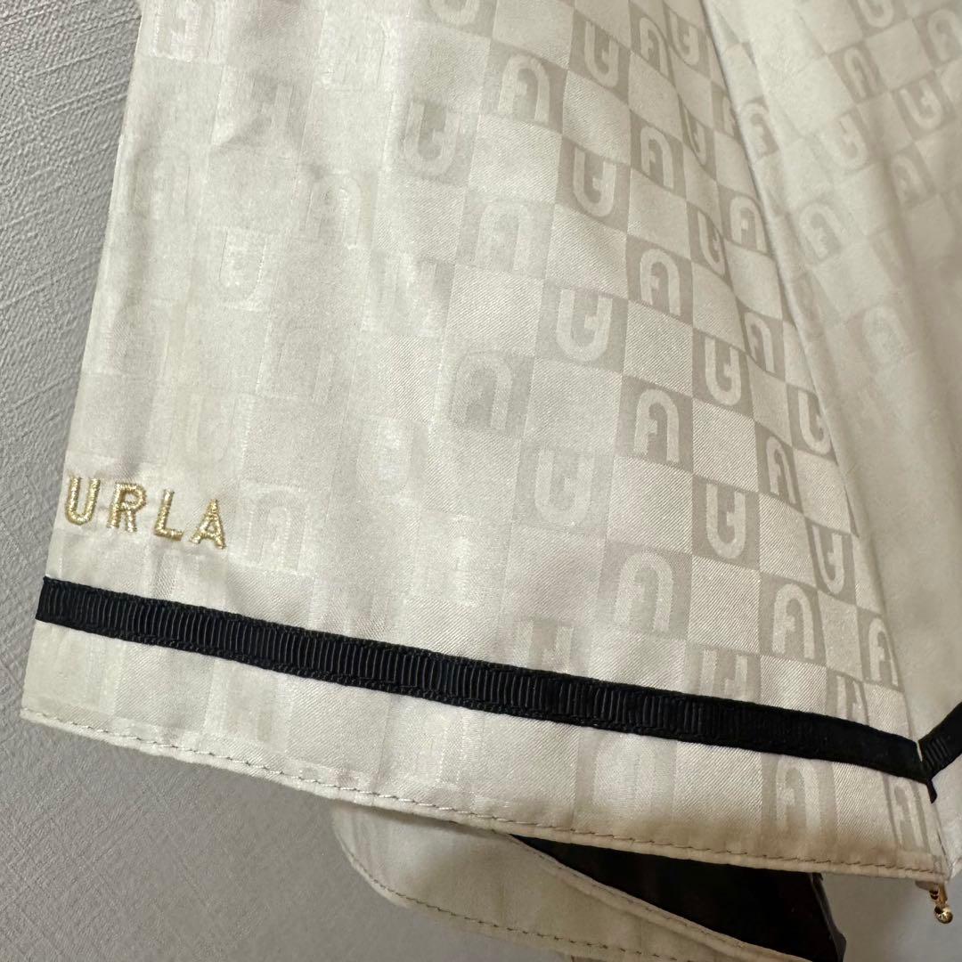 ★新品★フルラ　晴雨兼用日傘　楽折　１級遮光　軽量　アーチロゴ　ベージュ　日本製