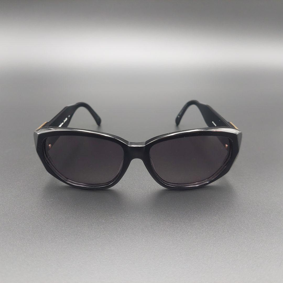 【大人気】 イヴサンローラン　サングラス　 キャットアイ　金ロゴ　黒　良品　希少