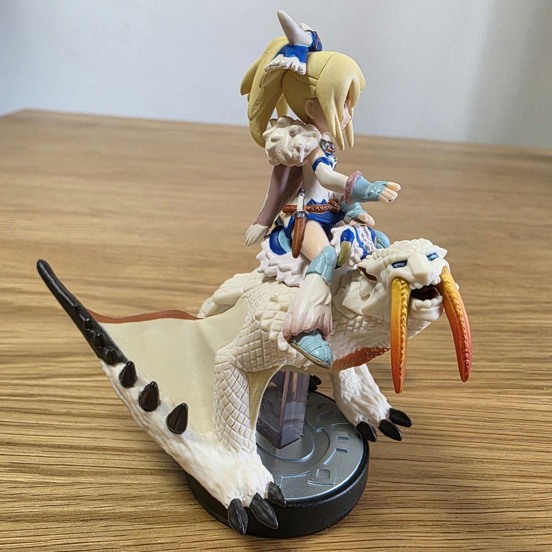 モンスターハンター amiibo アミーボ ベリオロス＆アユリア