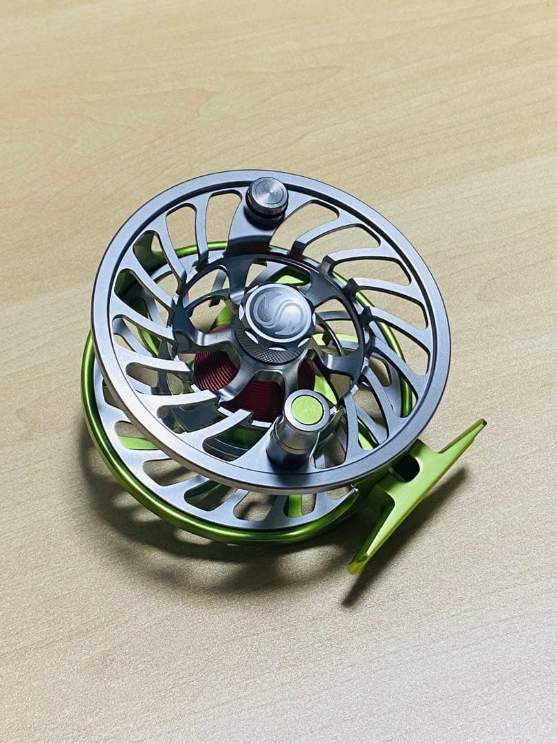 Wild SpecフライリールSS9/10/11 右巻き