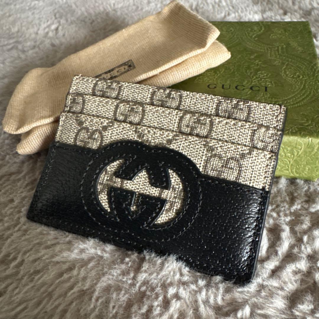 GUCCI 財布 レザーカードケース　定期入れ　箱付き