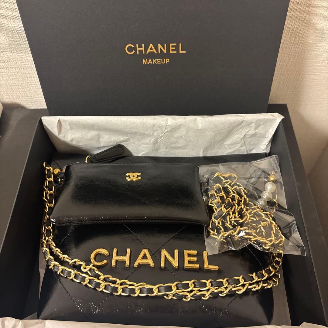 【2/23まで限定値下げ】CHANELノベルティ チェーンバッグパールポーチ付き