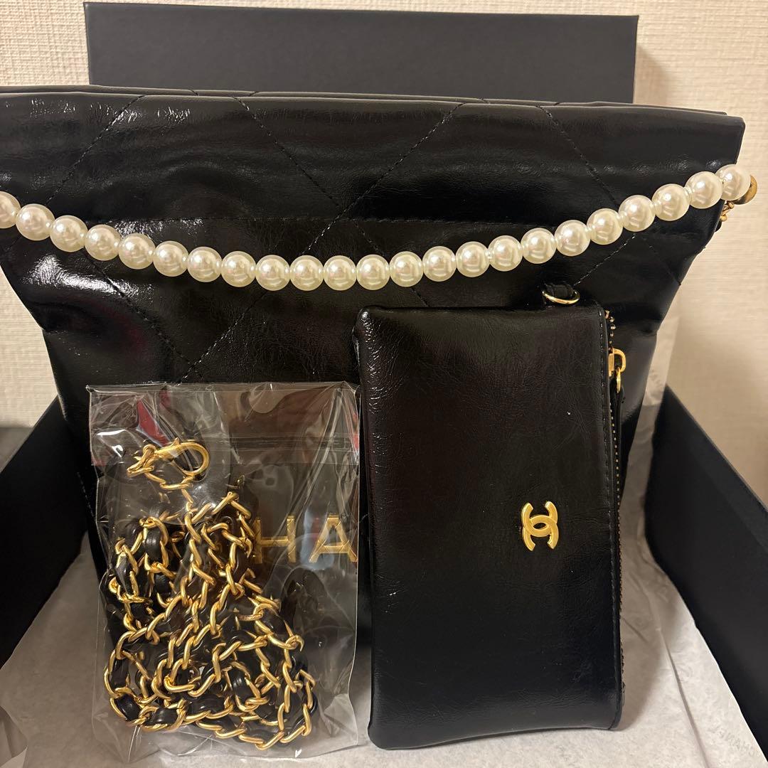 【2/23まで限定値下げ】CHANELノベルティ チェーンバッグパールポーチ付き