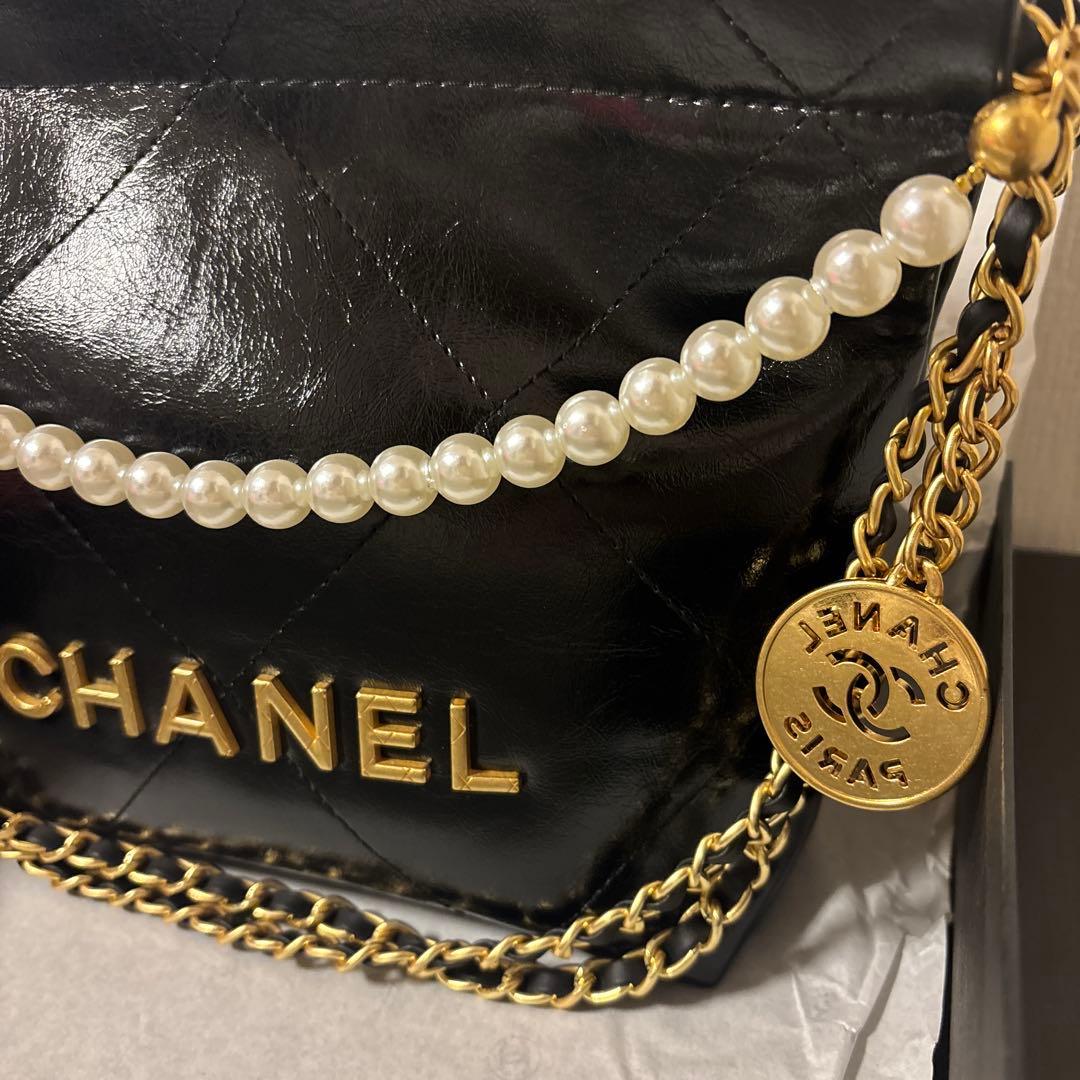 【2/23まで限定値下げ】CHANELノベルティ チェーンバッグパールポーチ付き