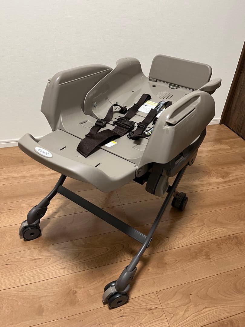 コンビ 美品 電動 ハイローチェア ネムリラ AUTO SWING グレー