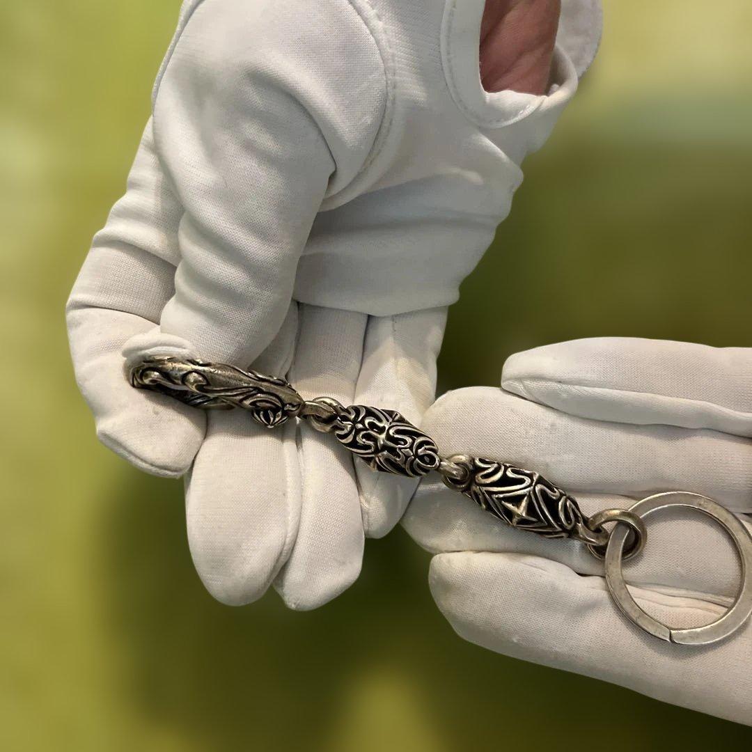 シルバーのキーチェーン