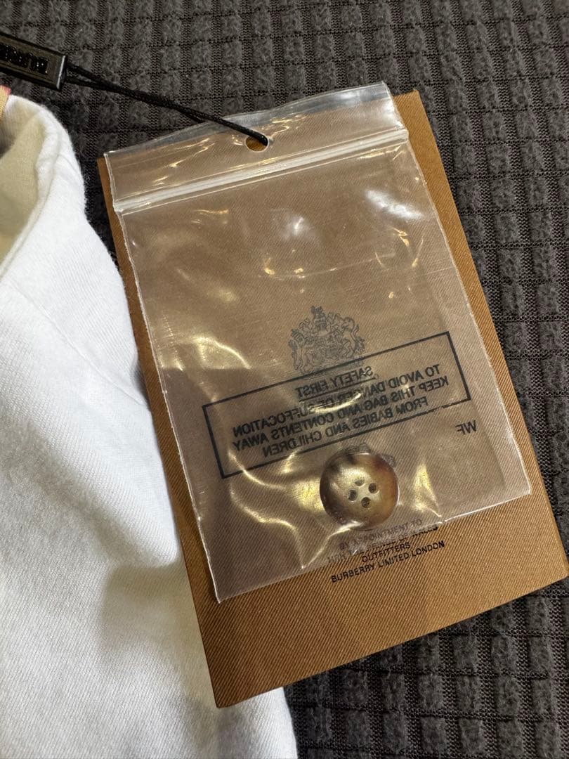 BURBERRY チェック柄襟ロンパース 3M